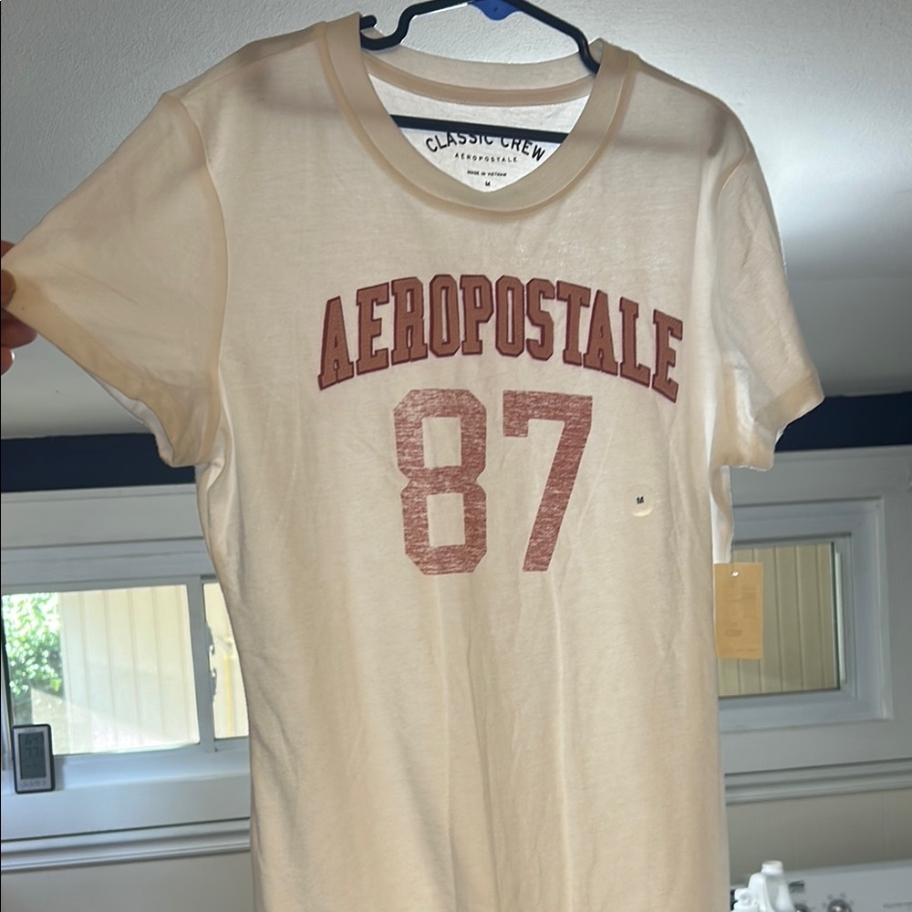 Aeropostale Cream and Red Graphic Tee